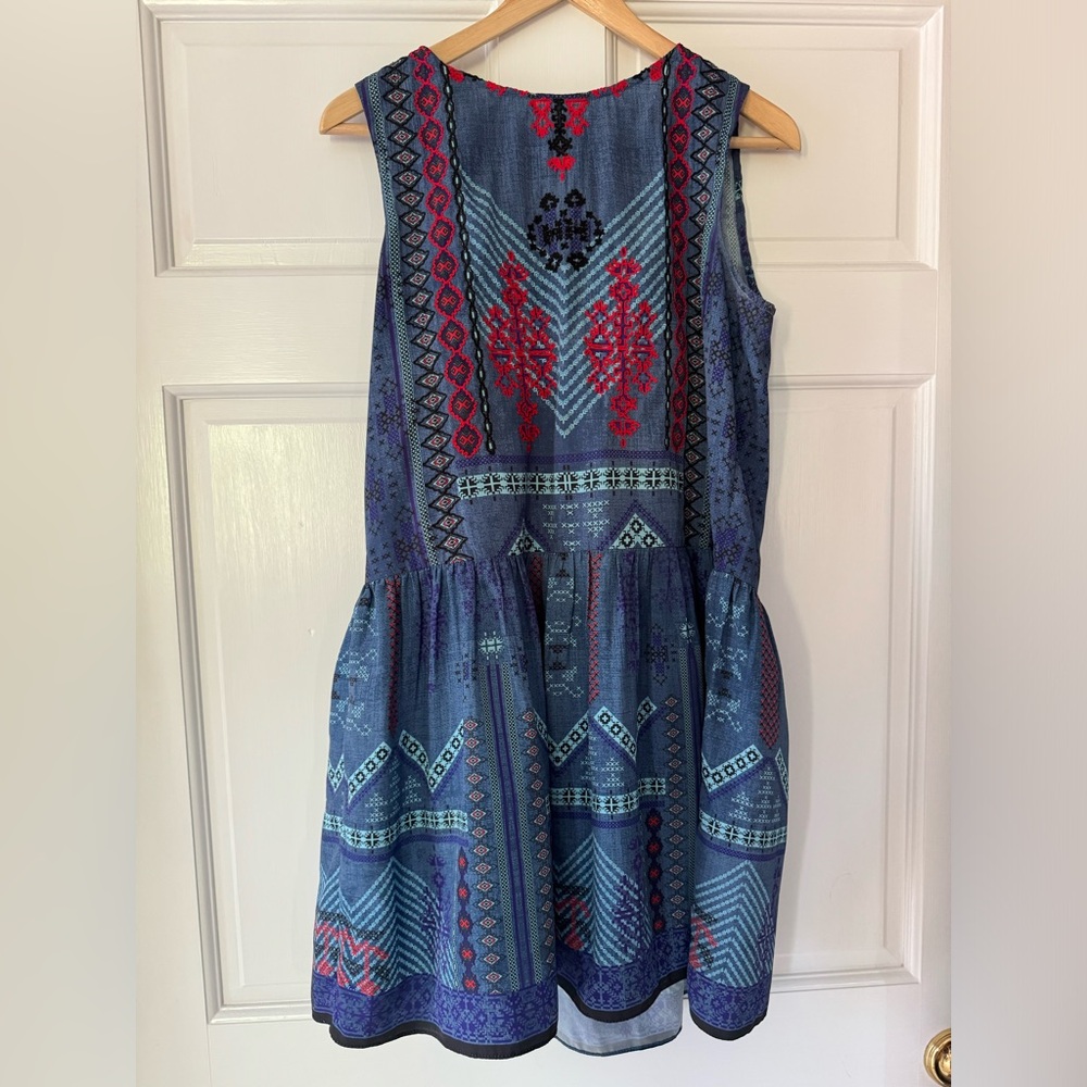 Lightweight Summer Dress with Zip Back and Light Embroidered Detail